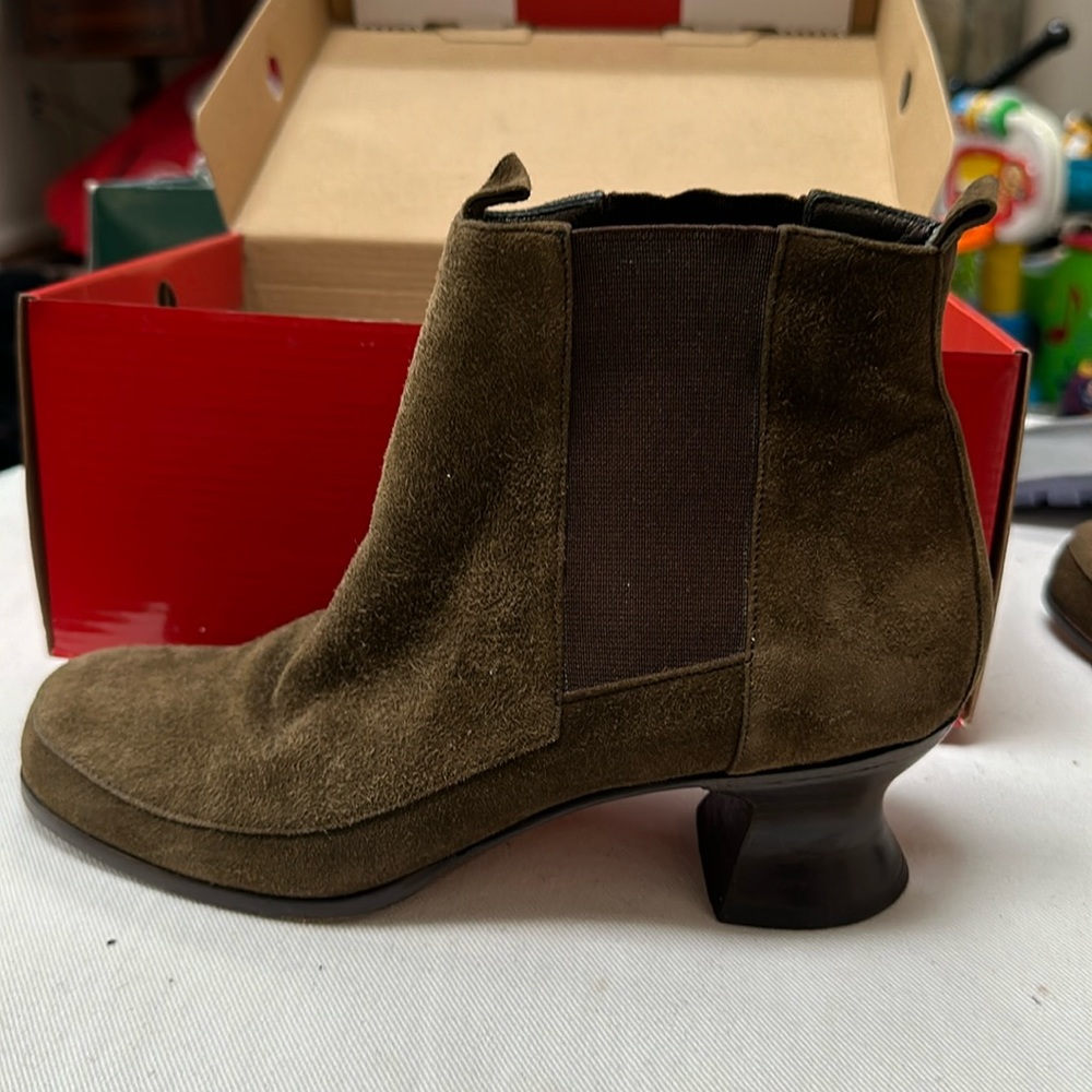 Peter Fox booties